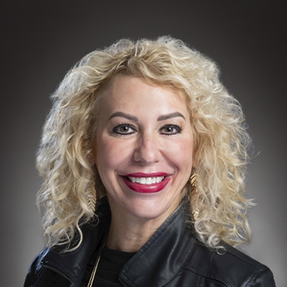 Shanna  Warner Photo